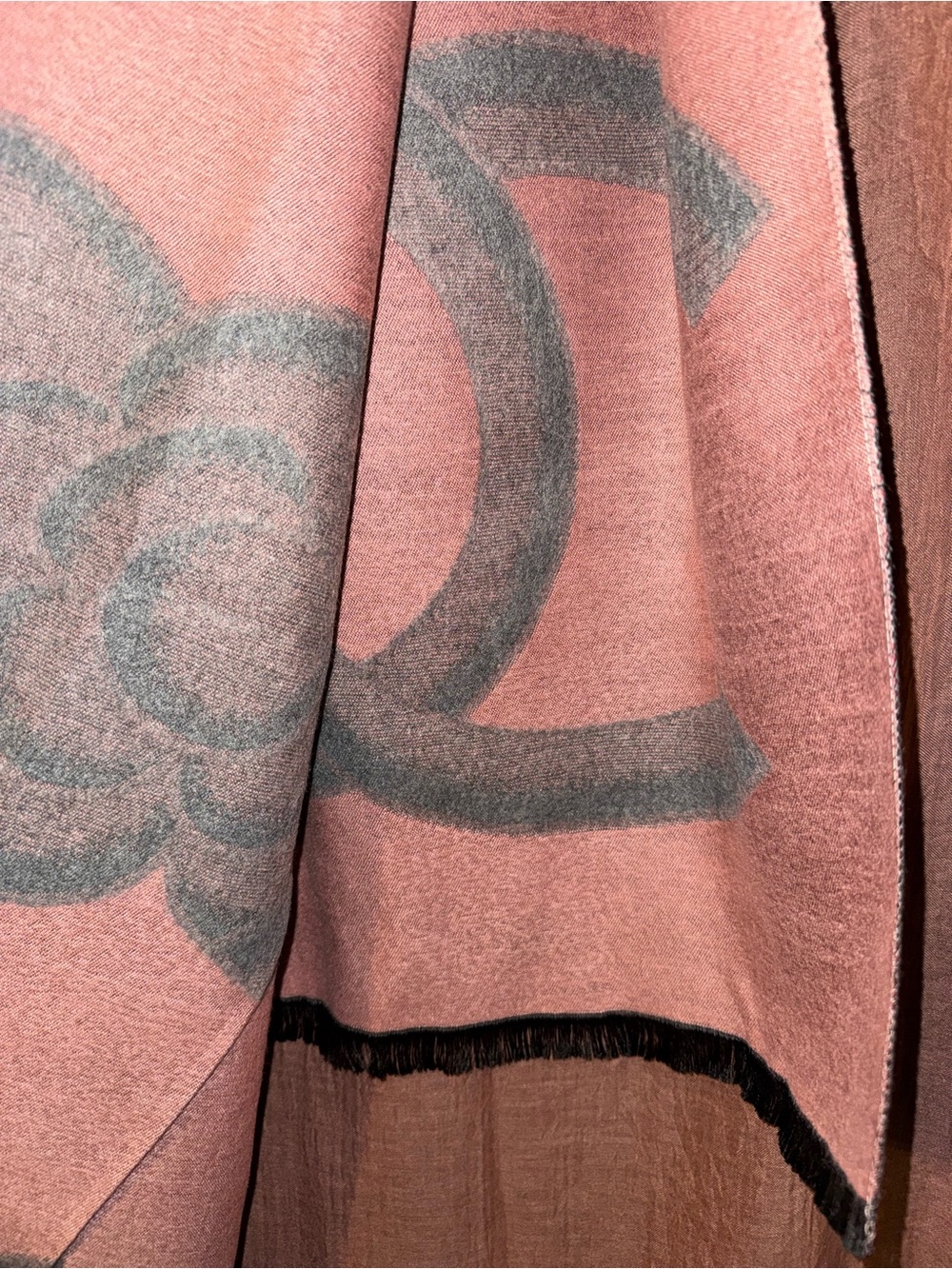 Vintage Chanel Cashmere/Silk Blend CC Logo Camellia Wrap in Grey/Pink 72”x26” - Picture 11 of 15